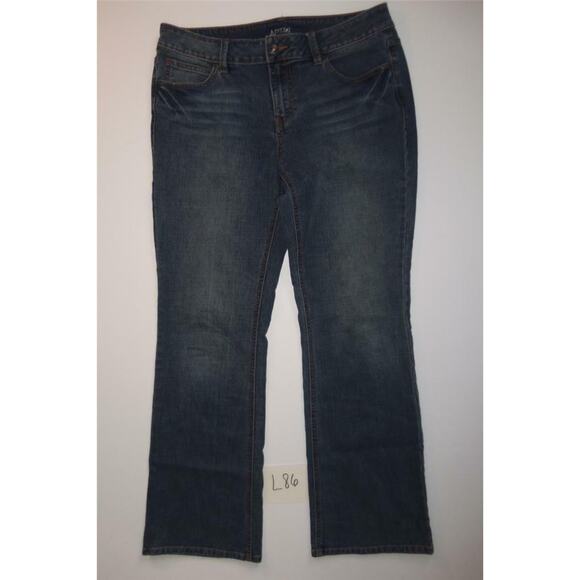 Apt 9 Blue Jeans Size 10 Womens -0713L86 - Picture 1 of 2